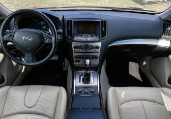 Подержанный автомобиль Infiniti G Sedan 2013 года (12 фото)