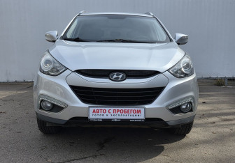 Подержанный автомобиль Hyundai ix35 2012 года (2 фото)