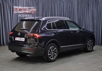 Подержанный автомобиль Volkswagen Tiguan 2018 года (5 фото)