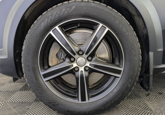 Подержанный автомобиль Volvo V90 2019 года (12 фото)