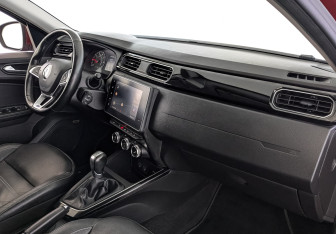 Подержанный автомобиль Renault Arkana 2019 года (13 фото)