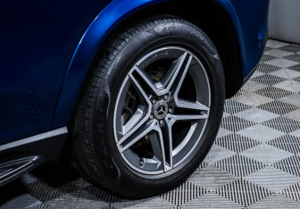 Подержанный автомобиль Mercedes-Benz GLE 2019 года (15 фото)