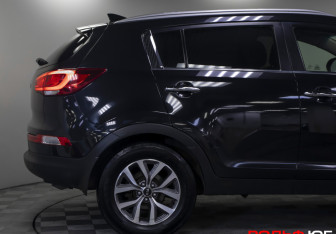 Подержанный автомобиль Kia Sportage 2015 года (23 фото)