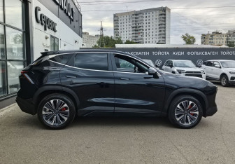 Подержанный автомобиль Jetour Dashing 2023 года (4 фото)