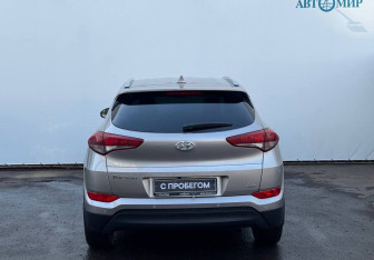 Подержанный автомобиль Hyundai Tucson 2018 года (7 фото)