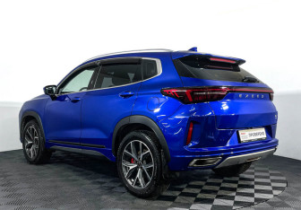 Подержанный автомобиль Exeed LX 2023 года (7 фото)