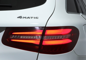 Подержанный автомобиль Mercedes-Benz GLC Coupe 2017 года (18 фото)