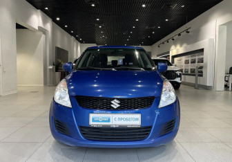 Подержанный автомобиль Suzuki Swift Hatchback 2011 года (2 фото)