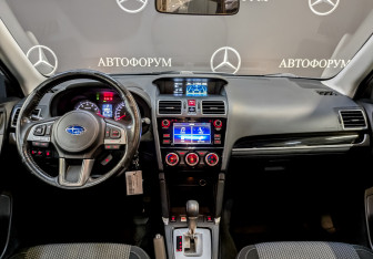 Подержанный автомобиль Subaru Forester Suv 2016 года (14 фото)