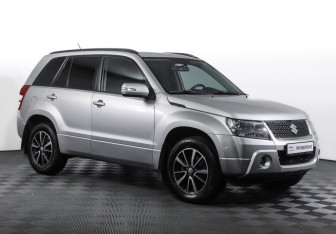 Подержанный автомобиль Suzuki Grand Vitara 2008 года (3 фото)