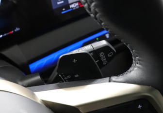 Подержанный автомобиль BMW X3 2025 года (19 фото)