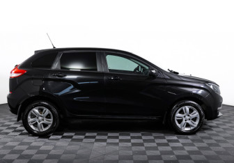 Подержанный автомобиль LADA (ВАЗ) XRAY 2019 года (4 фото)