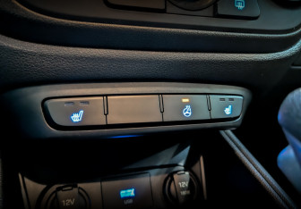 Подержанный автомобиль Hyundai Solaris Sedan 2021 года (25 фото)