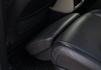 Подержанный автомобиль Kia Carnival 2021 года (12 фото)