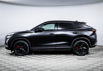 Подержанный автомобиль Omoda C5 2023 года (8 фото)