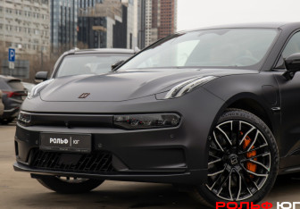 Подержанный автомобиль Zeekr 001 2023 года (22 фото)