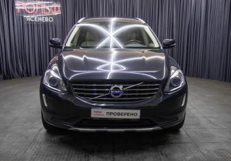 Подержанный автомобиль Volvo XC60 2017 года (2 фото)