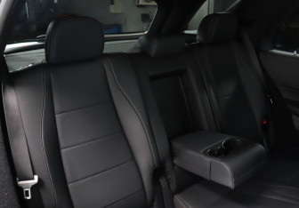 Подержанный автомобиль Mercedes-Benz GLE 2025 года (18 фото)
