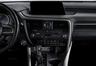 Подержанный автомобиль Lexus RX 2016 года (13 фото)