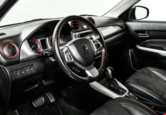 Подержанный автомобиль Suzuki Vitara 2016 года (9 фото)