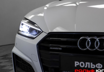Подержанный автомобиль Audi A5 Coupe 2019 года (36 фото)