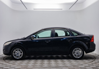 Подержанный автомобиль Ford Focus Sedan 2008 года (2 фото)