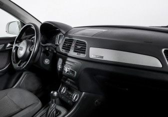 Подержанный автомобиль Audi Q3 2013 года (9 фото)