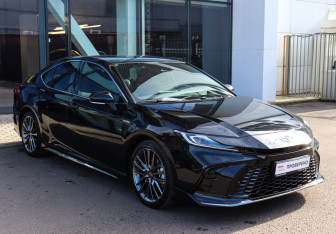 Подержанный автомобиль Toyota Camry Sedan 2026 года (3 фото)