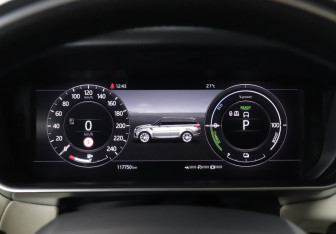 Подержанный автомобиль Land Rover Range Rover Sport 2019 года (11 фото)