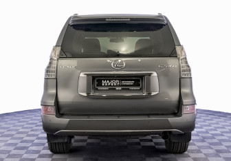 Подержанный автомобиль Lexus GX 2014 года (6 фото)