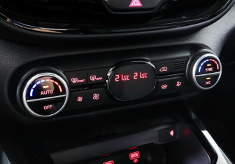 Подержанный автомобиль Kia Soul 2019 года (15 фото)