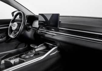 Подержанный автомобиль Geely Emgrand 2024 года (9 фото)