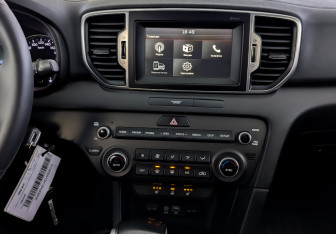 Подержанный автомобиль Kia Sportage 2018 года (15 фото)