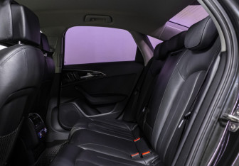 Подержанный автомобиль Audi A6 Sedan 2015 года (13 фото)