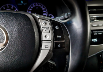 Подержанный автомобиль Lexus RX 2012 года (27 фото)