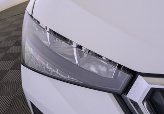 Подержанный автомобиль Skoda Rapid Liftback 2022 года (11 фото)