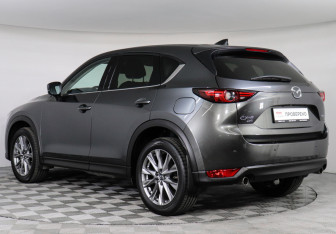 Подержанный автомобиль Mazda CX-5 2021 года (7 фото)
