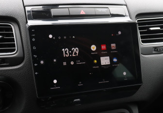 Подержанный автомобиль Volkswagen Touareg 2013 года (18 фото)