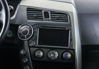 Подержанный автомобиль SsangYong Kyron 2013 года (9 фото)