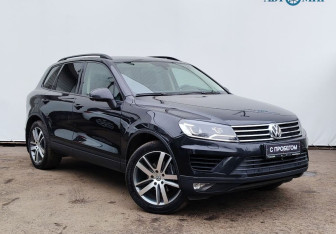 Подержанный автомобиль Volkswagen Touareg 2017 года (3 фото)