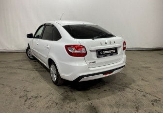 Подержанный автомобиль LADA (ВАЗ) Granta Hatchback 2020 года (7 фото)