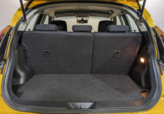 Подержанный автомобиль Nissan Juke 2015 года (11 фото)