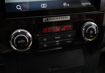 Подержанный автомобиль Mitsubishi Pajero 2019 года (19 фото)
