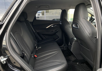 Подержанный автомобиль Omoda C5 2024 года (22 фото)