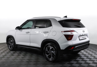 Подержанный автомобиль Hyundai Creta 2021 года (7 фото)