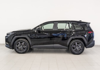 Новый Toyota RAV4 2025 (3 фото)