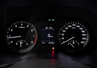 Подержанный автомобиль Hyundai Tucson 2020 года (16 фото)