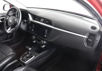 Подержанный автомобиль Kia Rio Sedan 2021 года (10 фото)