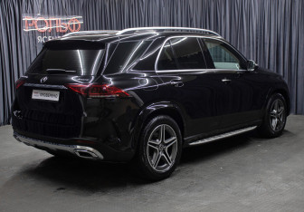 Подержанный автомобиль Mercedes-Benz GLE 2020 года (5 фото)