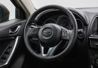 Подержанный автомобиль Mazda CX-5 2012 года (15 фото)